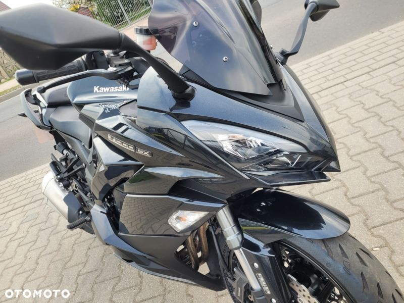 Kawasaki Ninja 1000 SX - 3