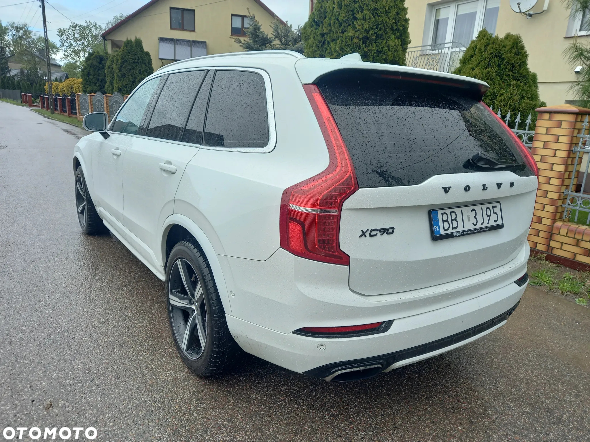 Volvo XC 90 D5 AWD R-Design 7os - 4