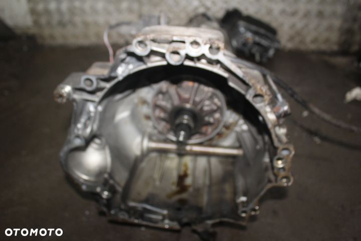 SKRZYNIA BIEGÓW AUTOMAT  VOLKSWAGEN PHAETON 3.0TDI - 1