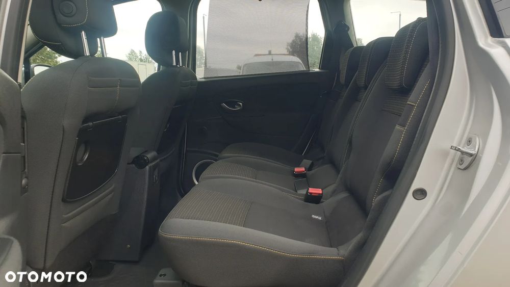 Renault Scenic - 11