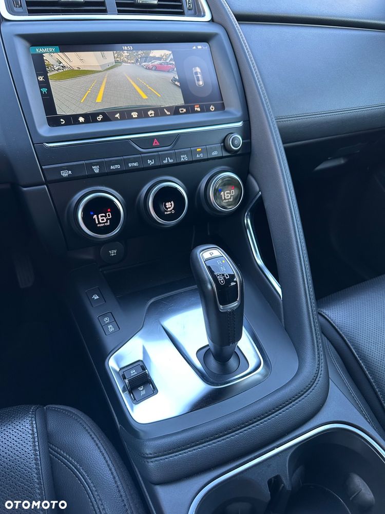 Jaguar E-Pace P200 AWD R-Dynamic S - 16