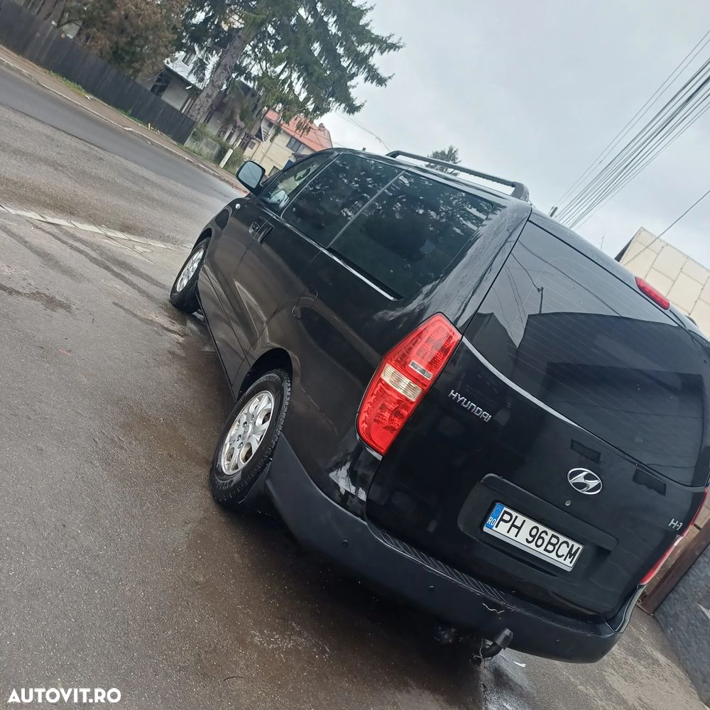 Hyundai H-1 2.5 CRDi Travel Comfort - 3