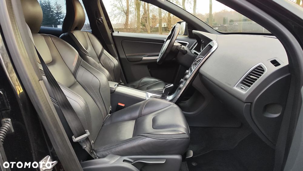 Volvo XC 60 D4 Geartronic Ocean Race - 29