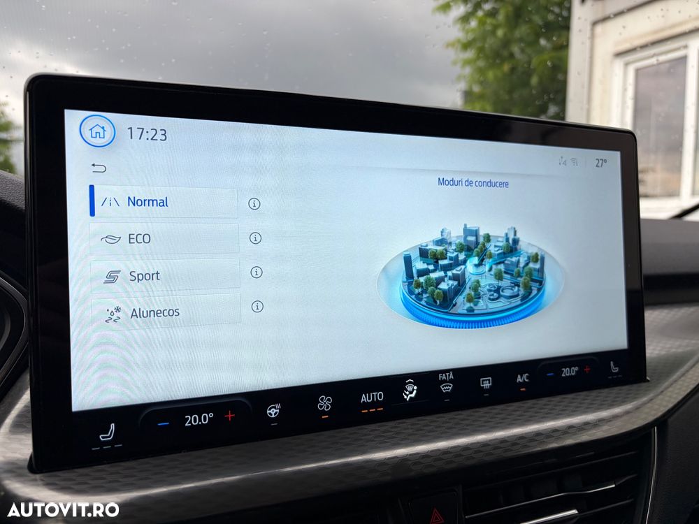 Ford Kuga 2.5 Duratec FHEV AWD Trend - 24