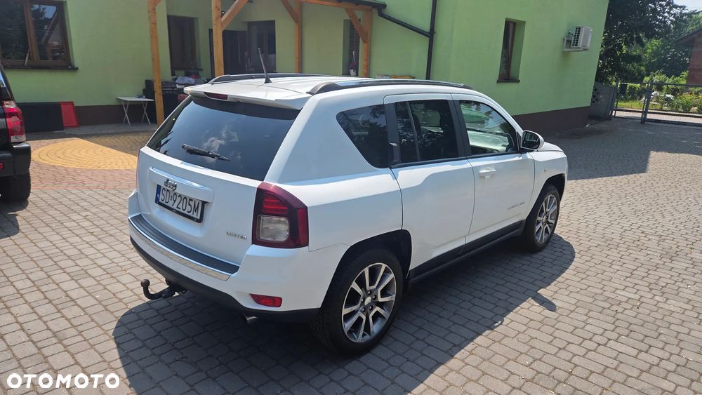 Jeep Compass - 2