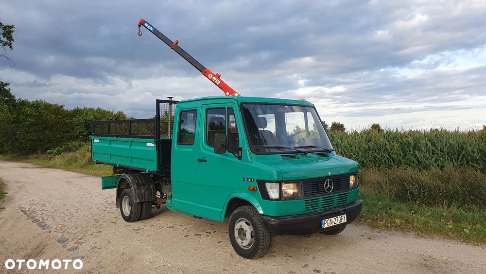Mercedes-Benz 410 - 31