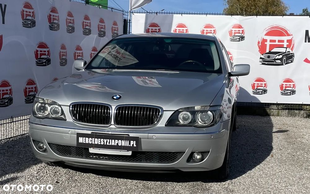 BMW Seria 7 750i - 5