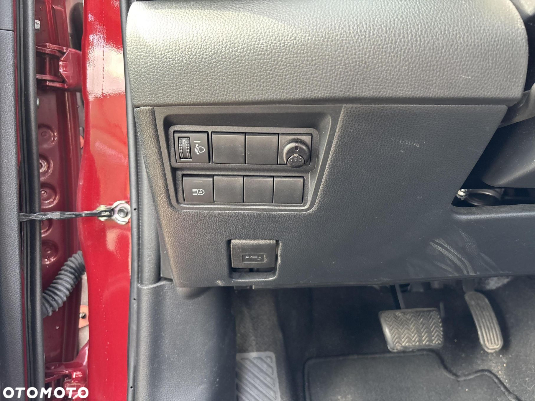 Toyota Yaris Hybrid 1.5 Comfort - 16