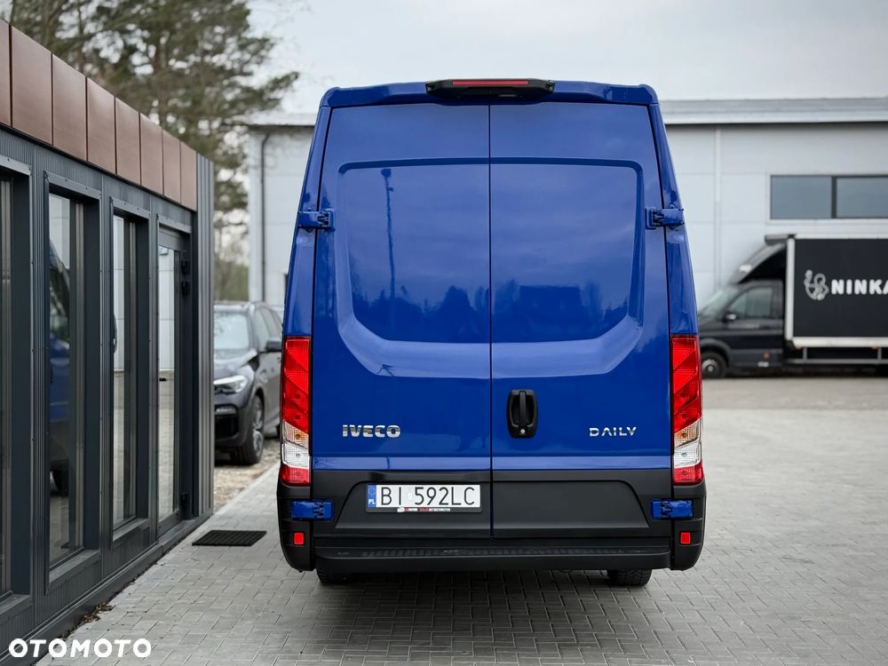 Iveco Daily 35S18 3.0 HPI 180KM / Maxi Długi L4 H2 / 2023 ROK PRODUKCJI / 154.502KM PRZEBIEG/ PNEUMATYKA / ZAREJESTROWANY W PL - 10
