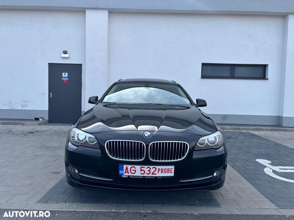 BMW Seria 5 520d Aut. - 13