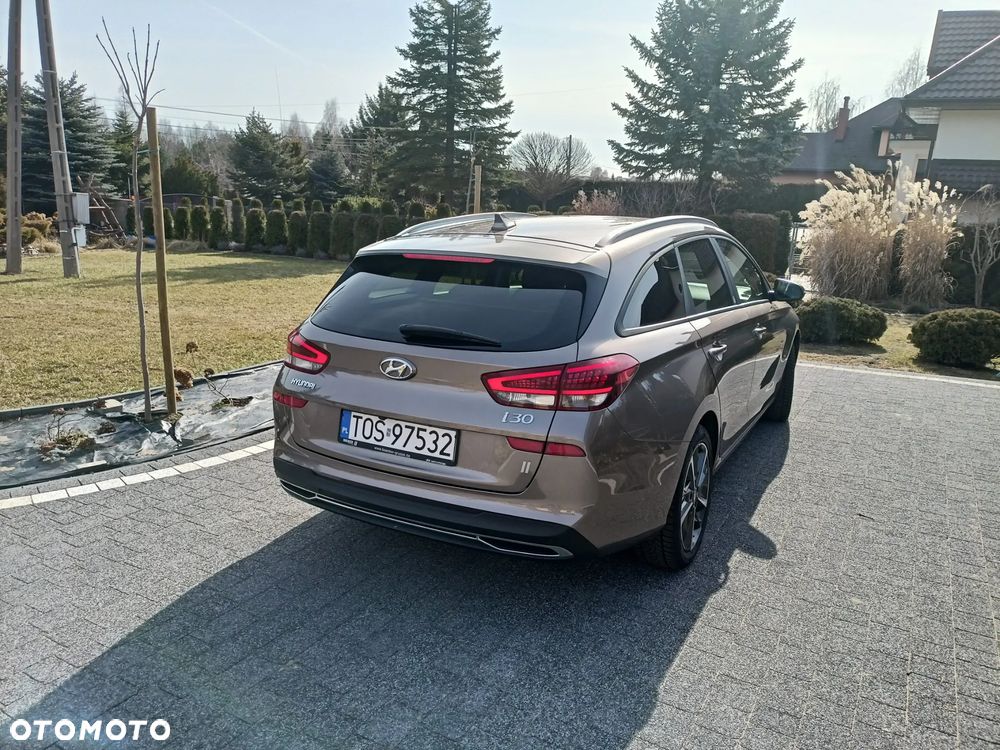 Hyundai i30 1.6 CRDI EDITION 30+ - 11
