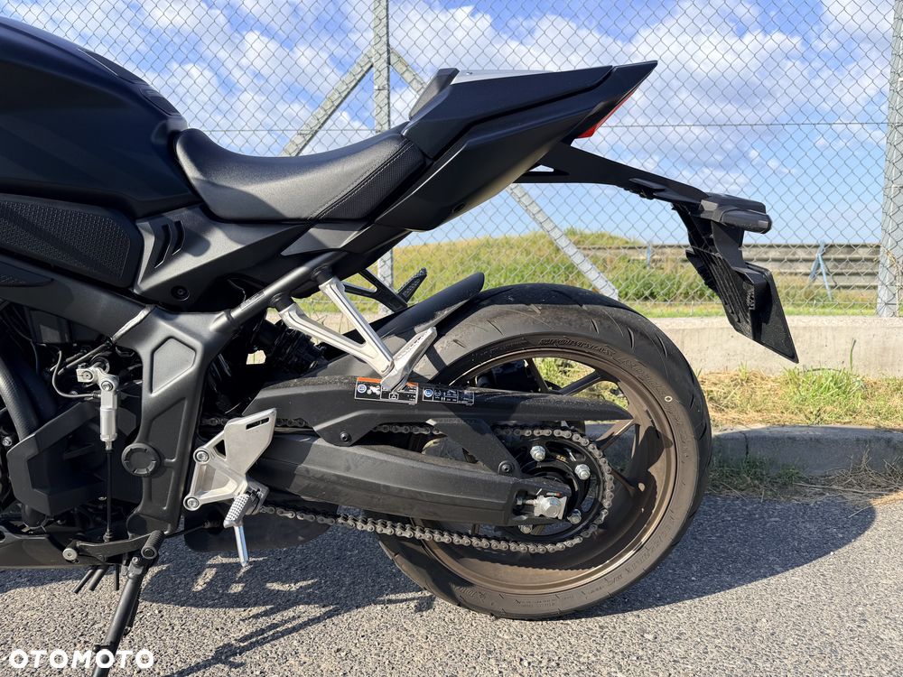 Honda CB - 10