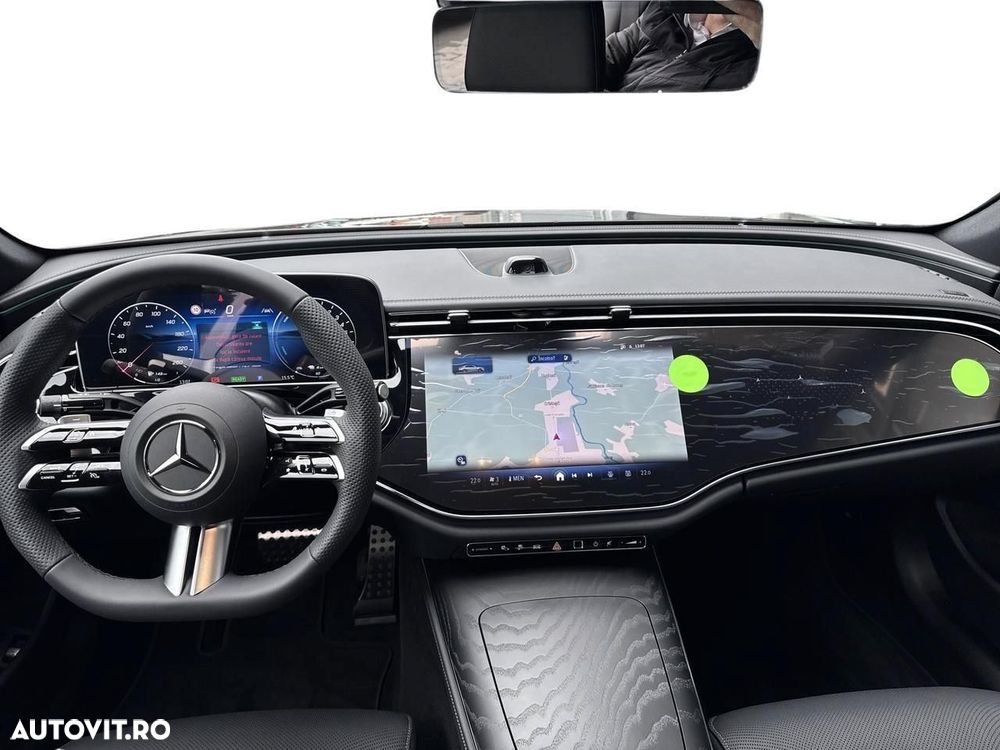 Mercedes-Benz E 300 4MATIC Aut. - 8