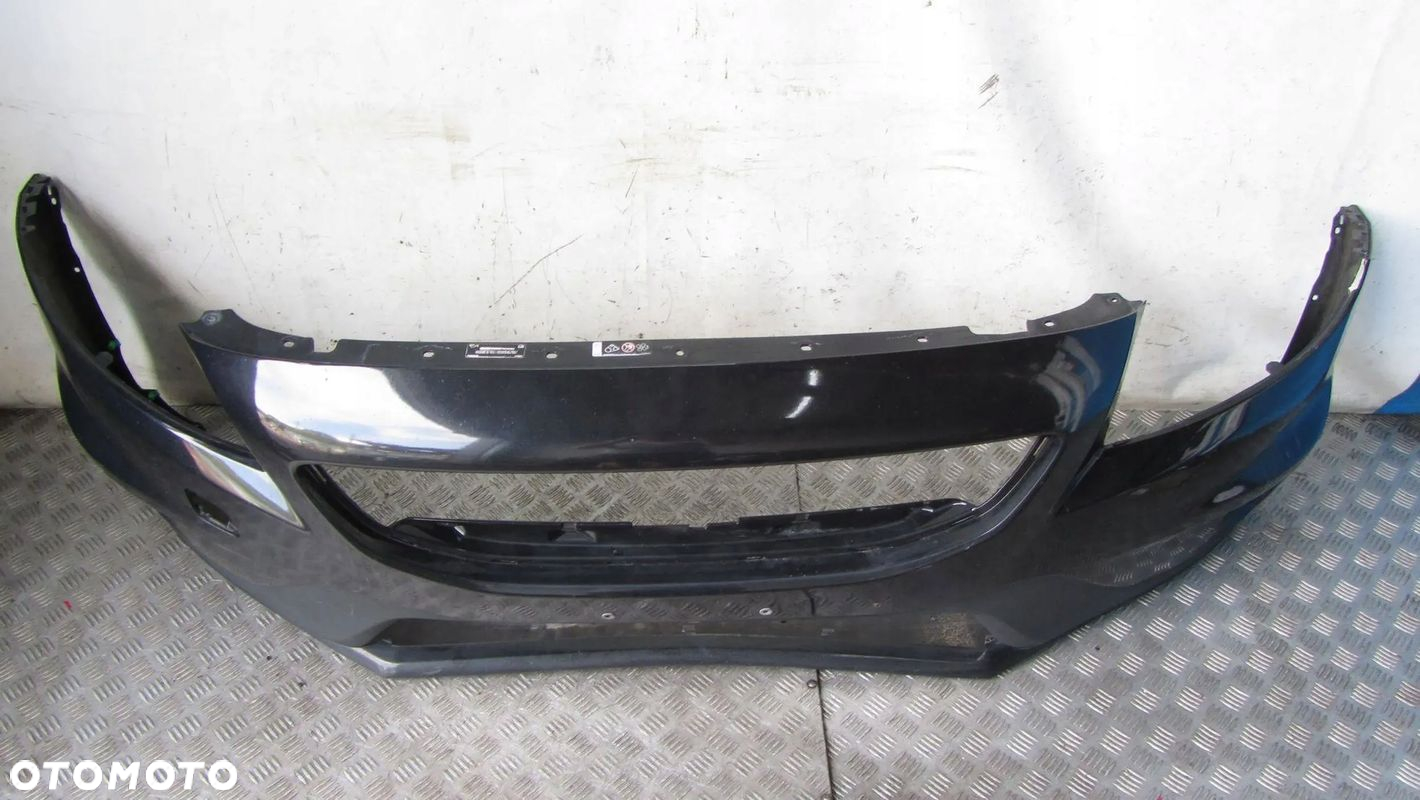 VOLVO V40 II ZDERZAK PRZÓD 452- 12-17 - 11