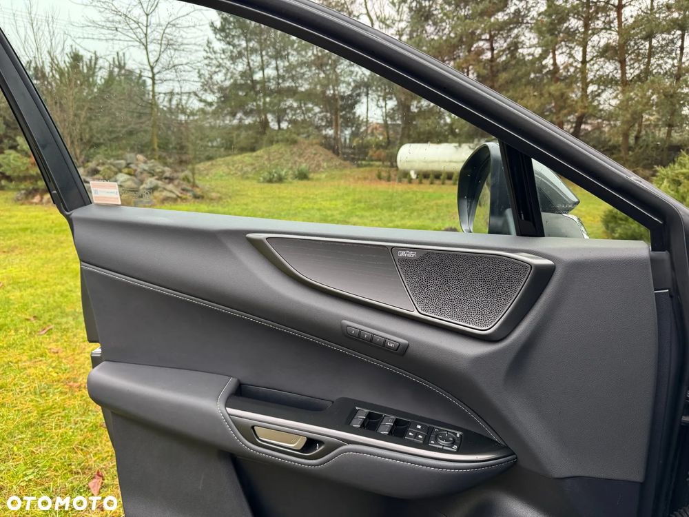 Lexus NX 350h Omotenashi AWD - 20