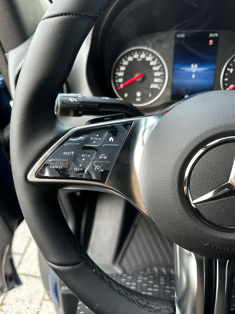 Mercedes-Benz Sprinter - 19