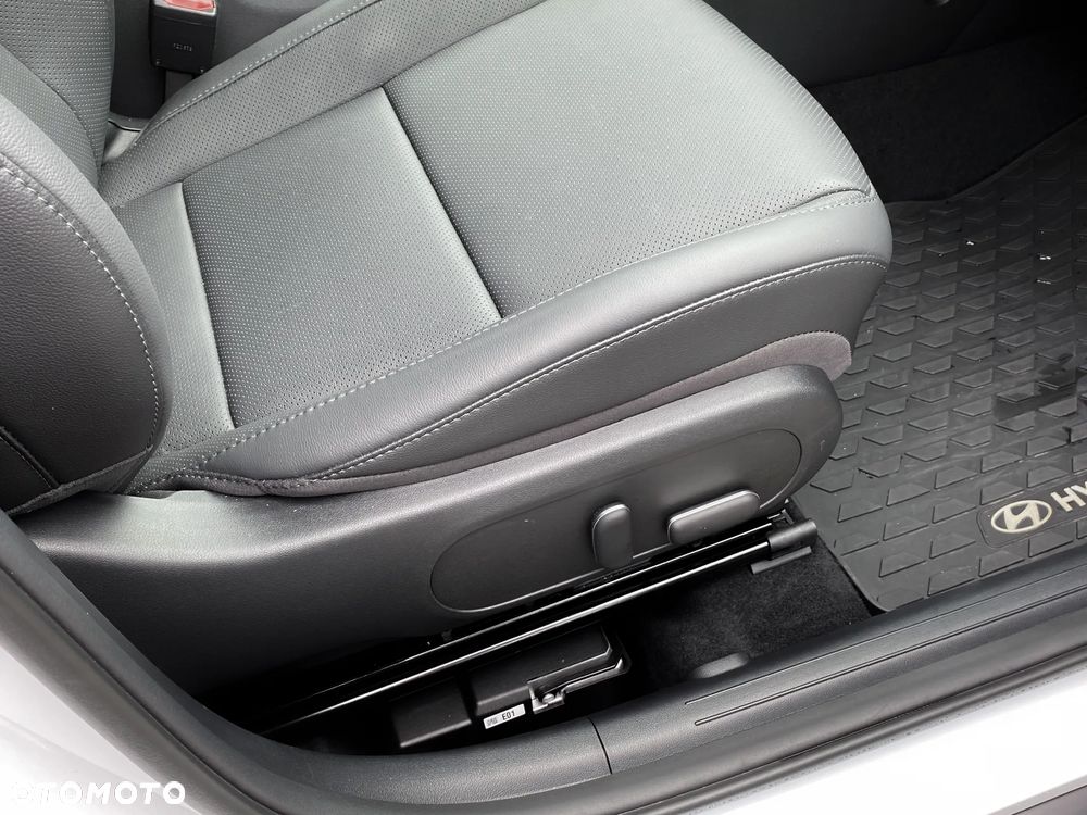 Hyundai Kona 1.6 T-GDI Platinum DCT - 25