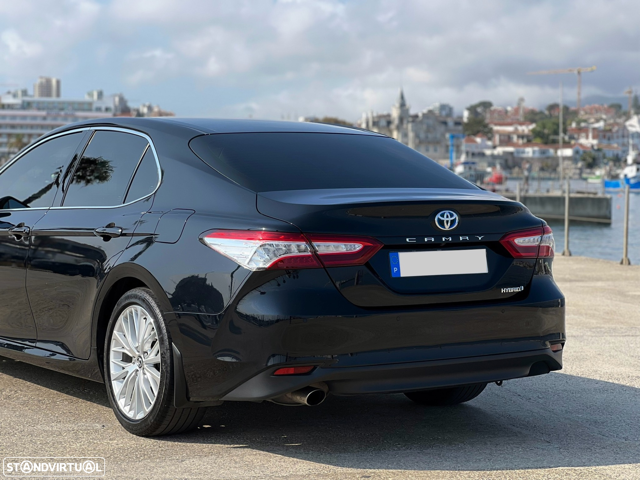 Toyota Camry 2.5 Hybrid Luxury - 5