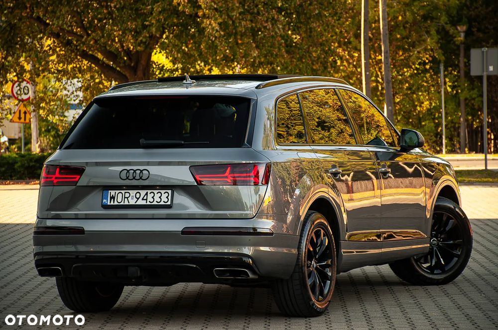 Audi Q7 - 11