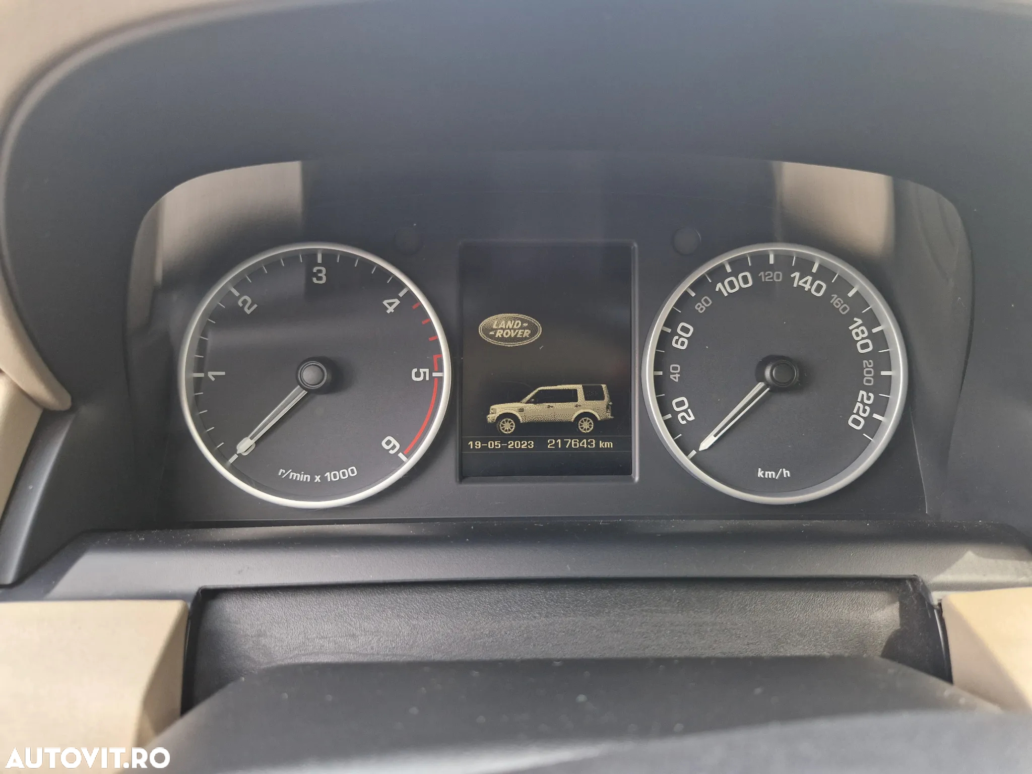 Land Rover Discovery 4 3.0 L SDV6 SE Aut. - 10