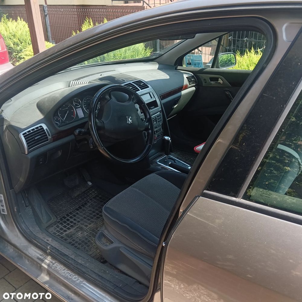 Peugeot 407 - 6