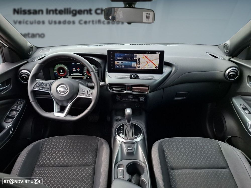 Nissan Juke 1.6 Hybrid N-Connecta Two Tone - 4