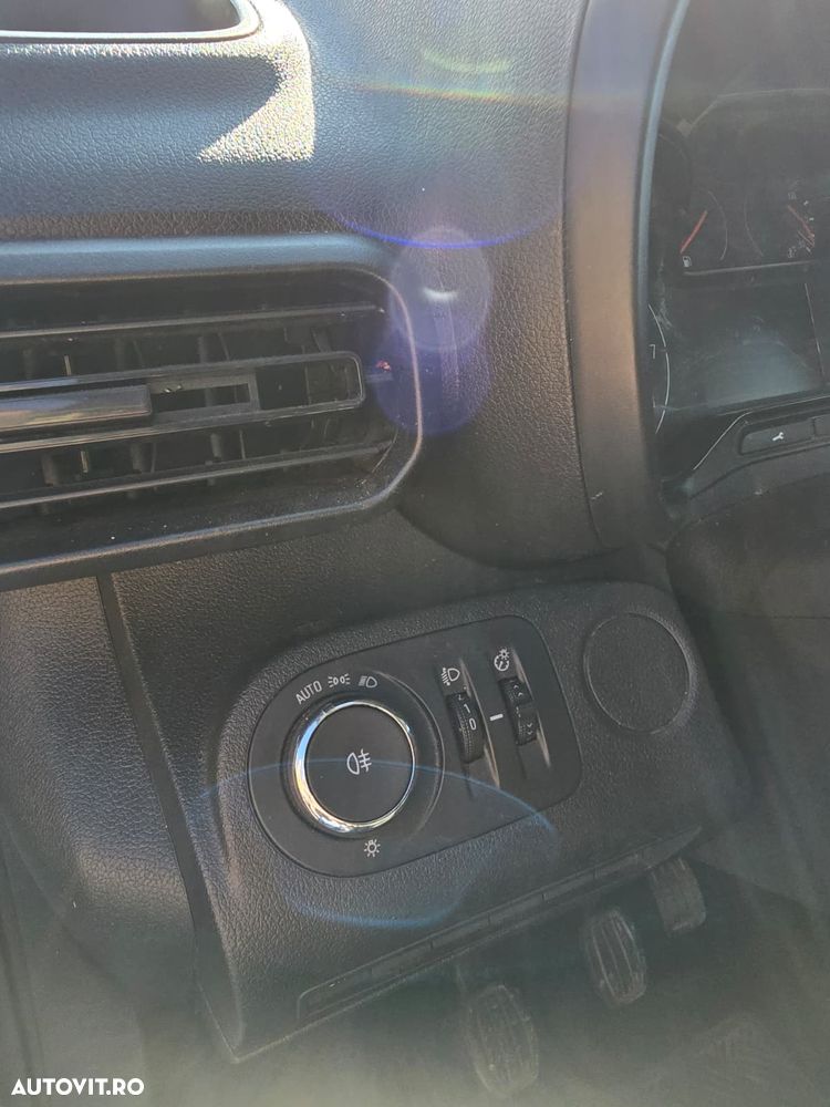 Opel Combo 1.5 L1H1 Start/Stop Enjoy - 2