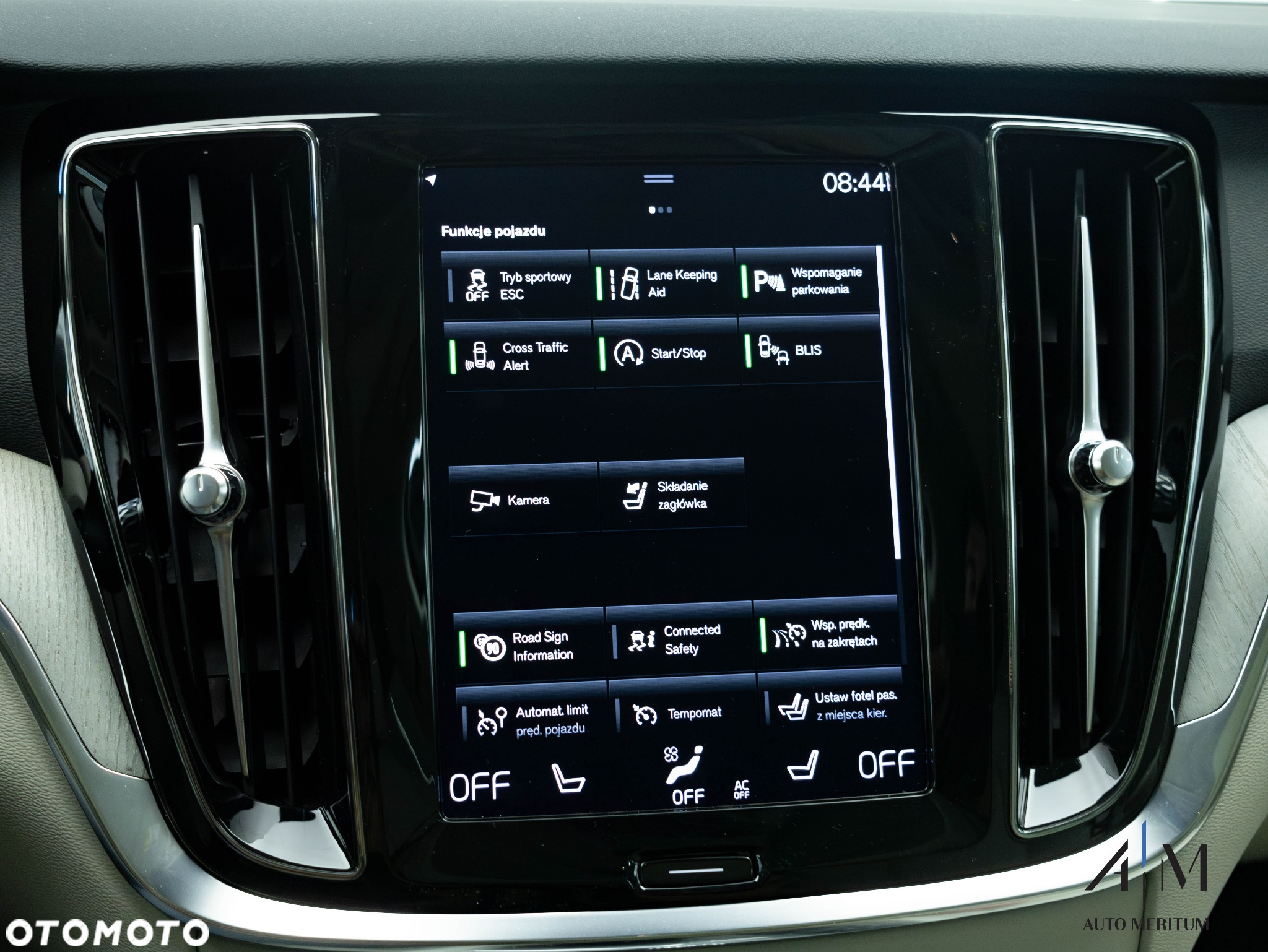 Volvo V60 Cross Country B4 D AWD Geartronic - 23