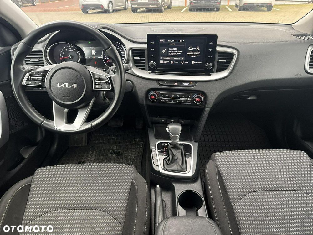 Kia Ceed 1.5 T-GDI M DCT - 22
