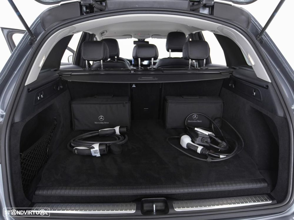 Mercedes-Benz GLC 300 e 4Matic - 13