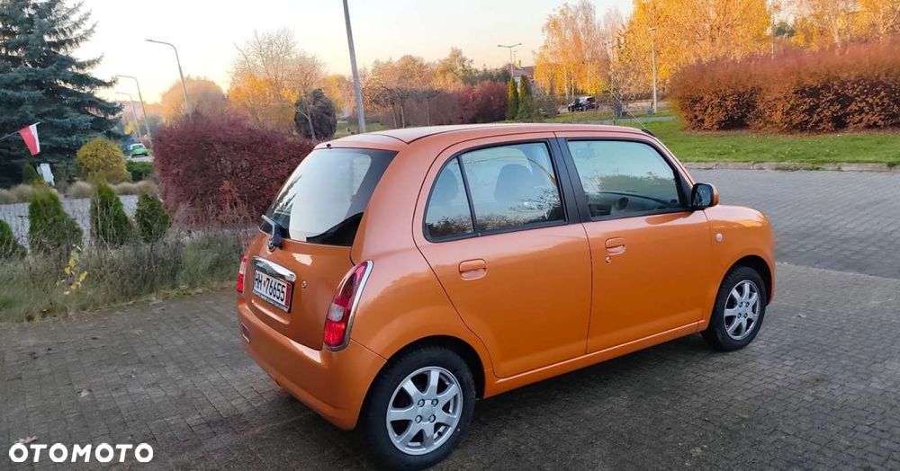 Daihatsu Trevis - 18