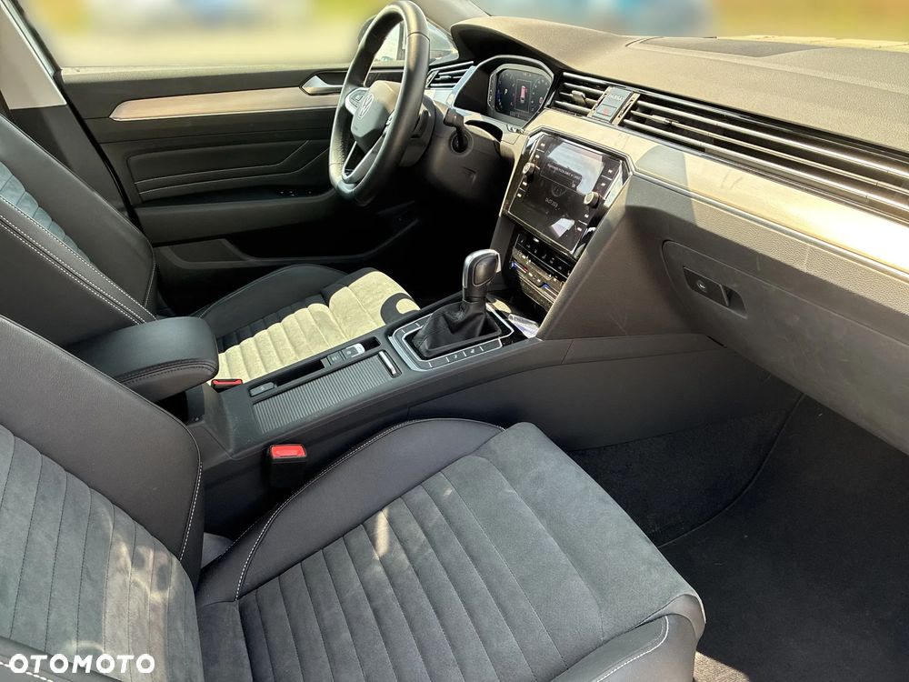 Volkswagen Passat 2.0 TSI Elegance DSG - 15