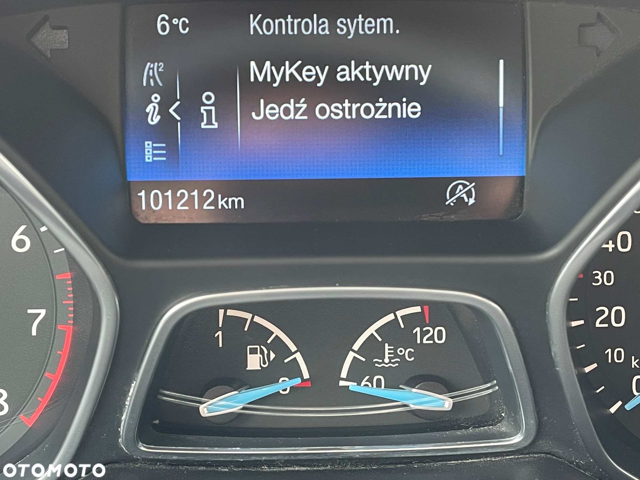 Ford Focus 1.0 EcoBoost Active - 24