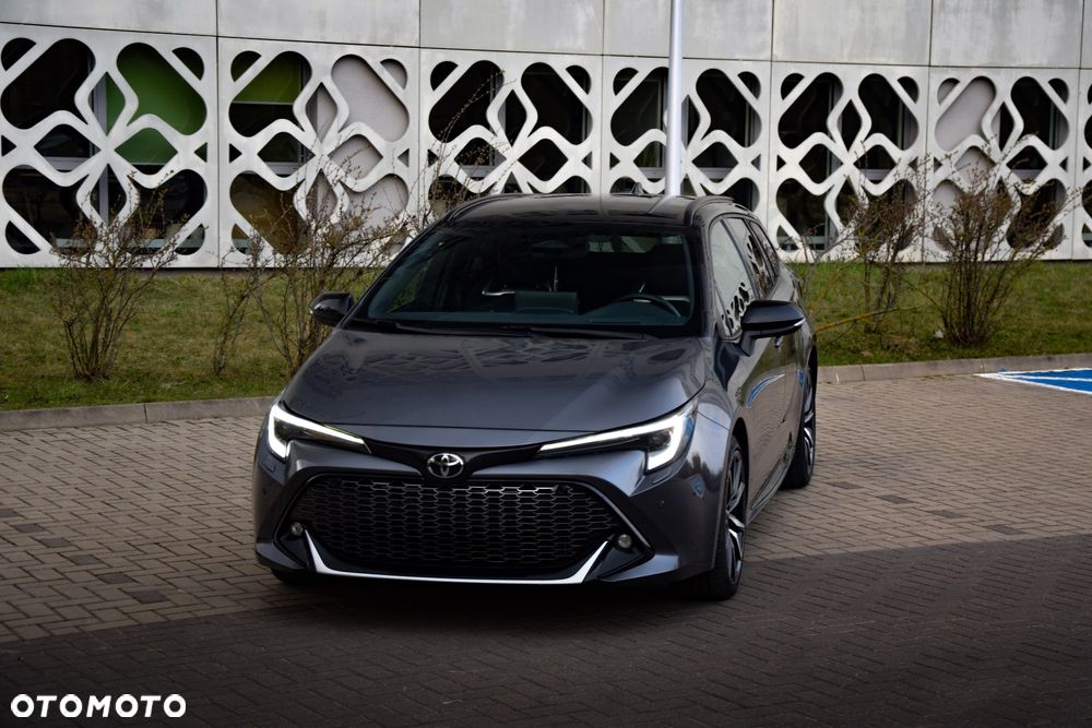Toyota Corolla - 3