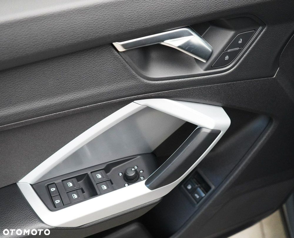 Audi Q3 - 23