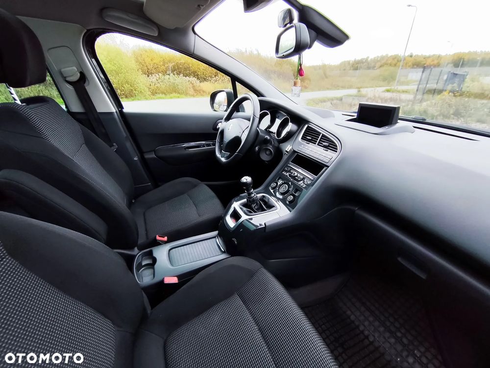 Peugeot 5008 1.6 HDi Premium - 10