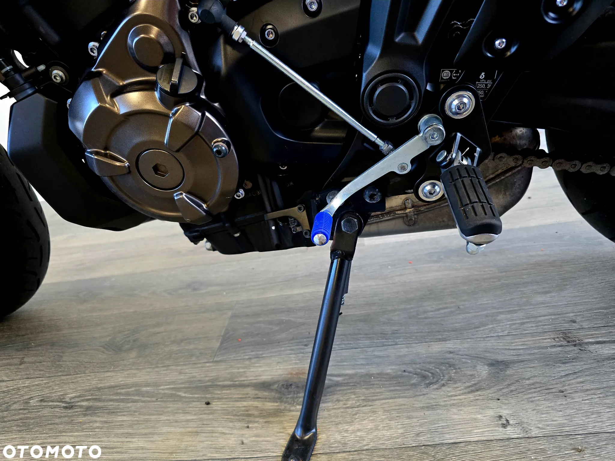Yamaha MT - 17
