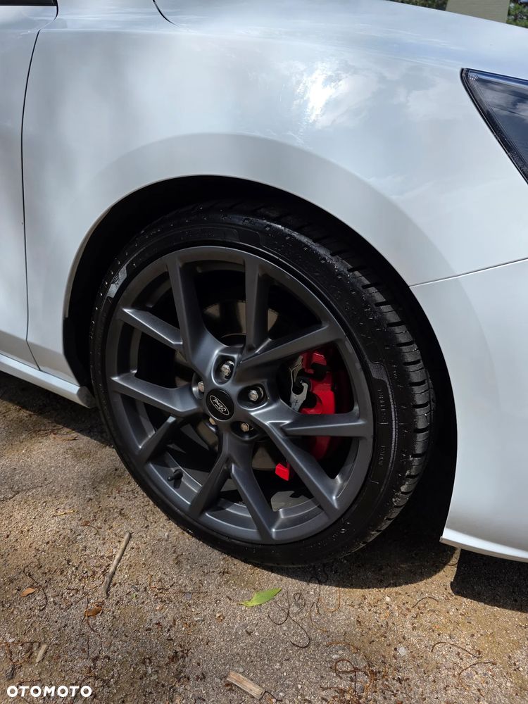 Ford Focus 2.3 EcoBoost ST - 7