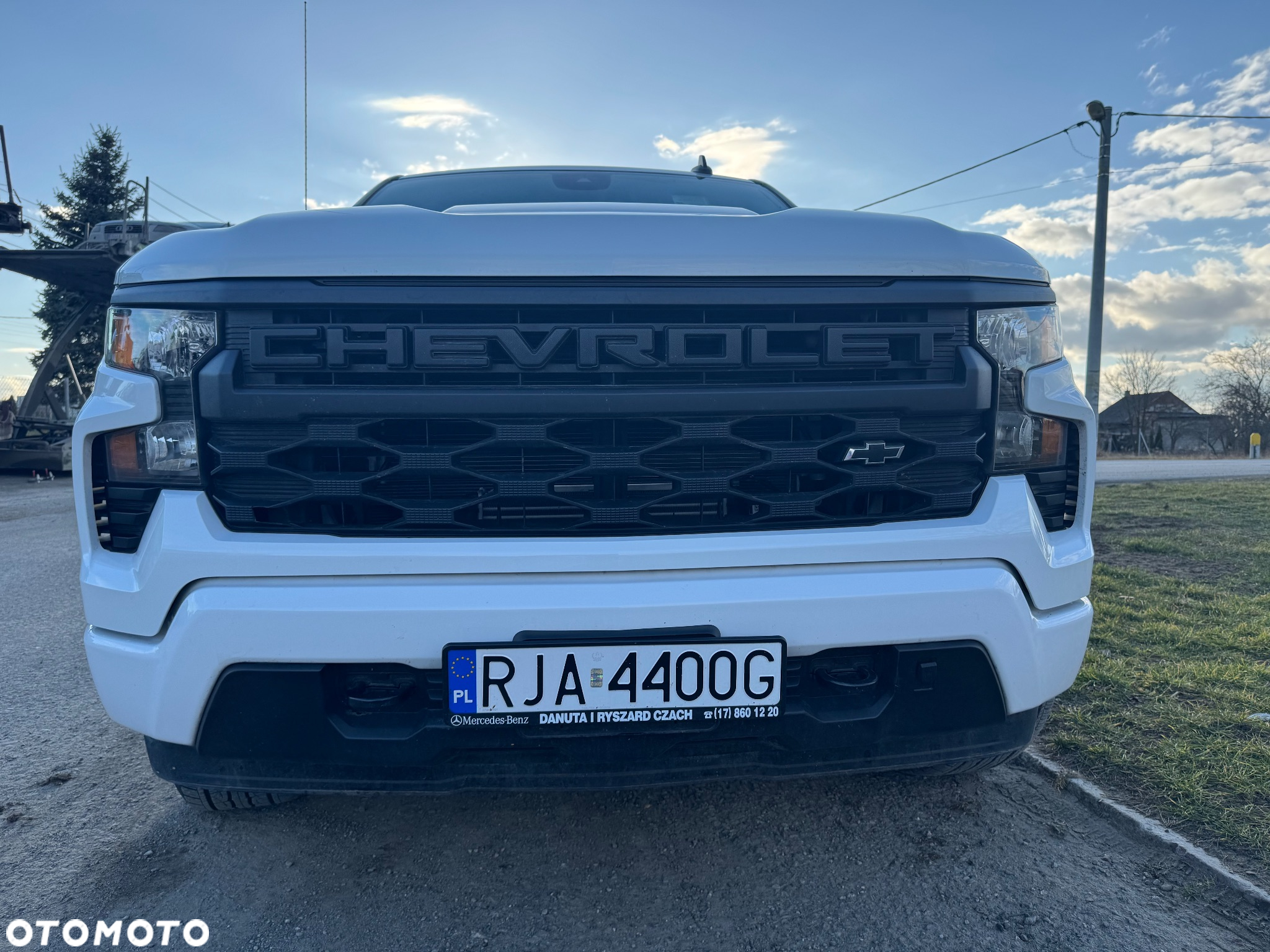 Chevrolet Silverado - 14