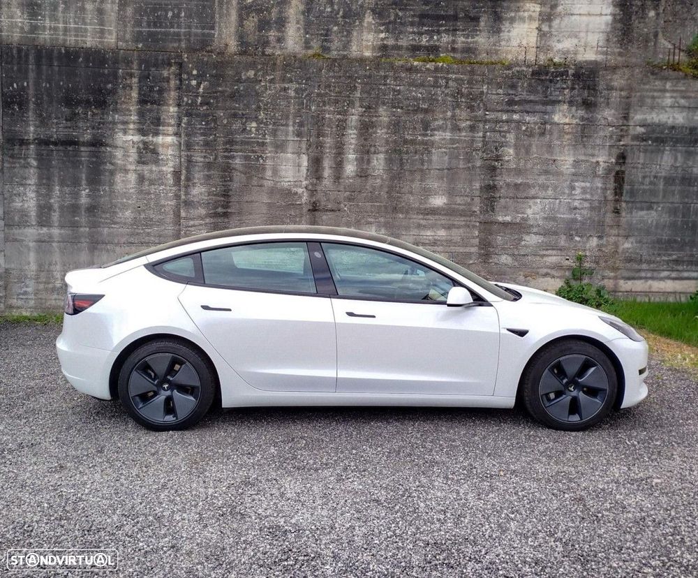Tesla Model 3 Standard Range Plus RWD - 2