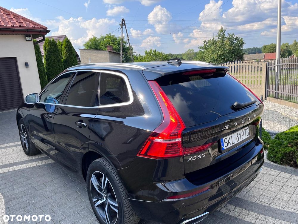 Volvo XC 60 D3 R-Design - 4