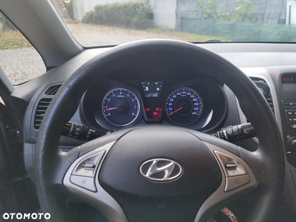 Hyundai ix20 - 12