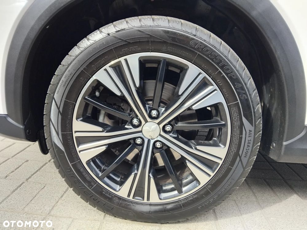 Mitsubishi Eclipse Cross 1.5 T Intense - 24