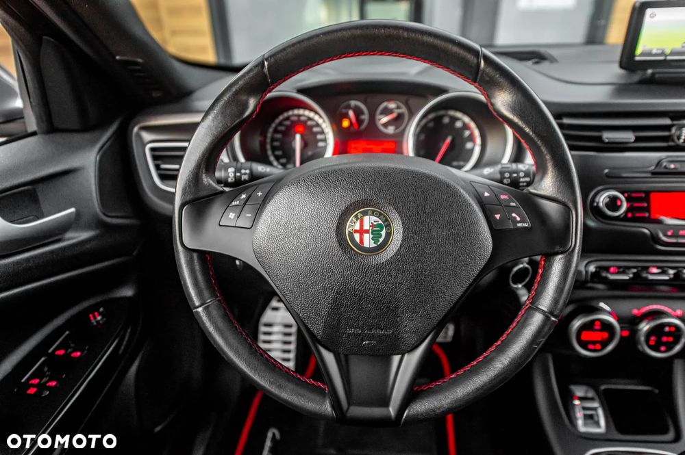 Alfa Romeo Giulietta 1.8 TBi 16V Quadrifoglio Verde - 22