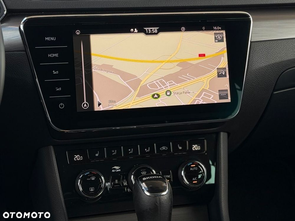 Skoda Superb 2.0 TDI SCR Style DSG - 34