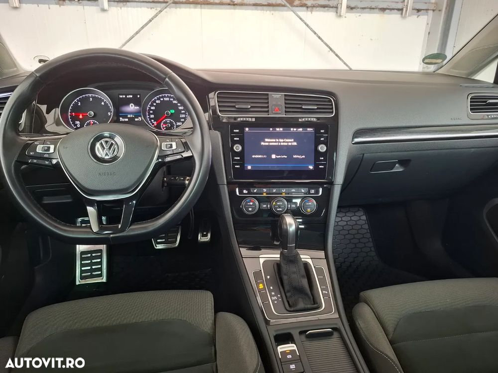 Volkswagen Golf 2.0 TDI DSG Comfortline - 3