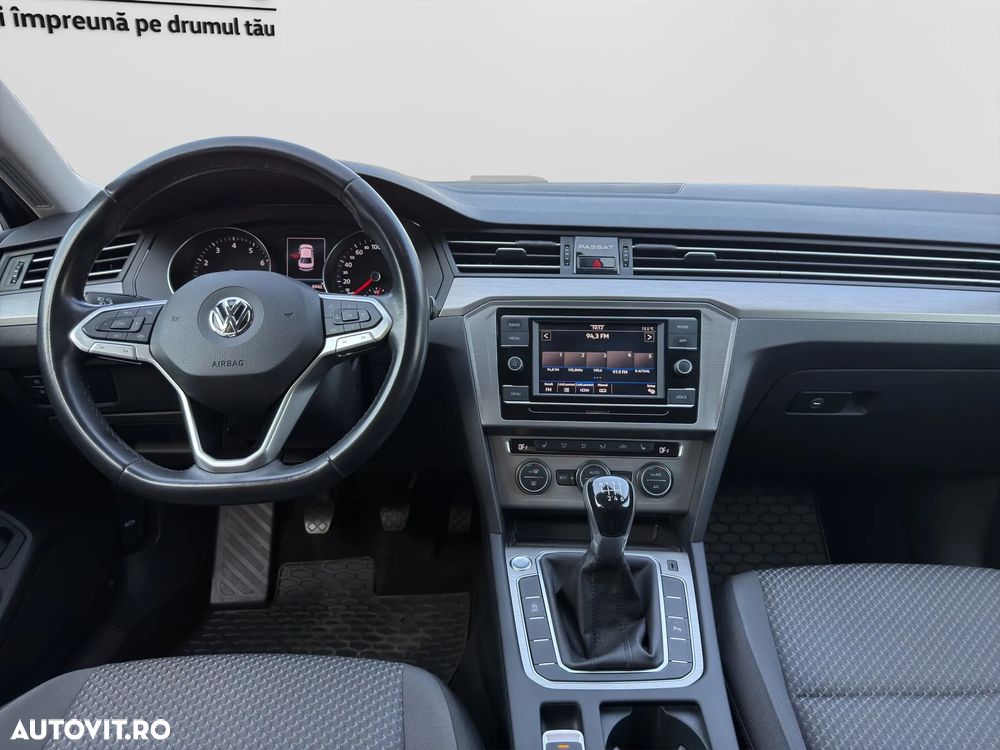 Volkswagen Passat 1.5 TSI ACT Advance - 16