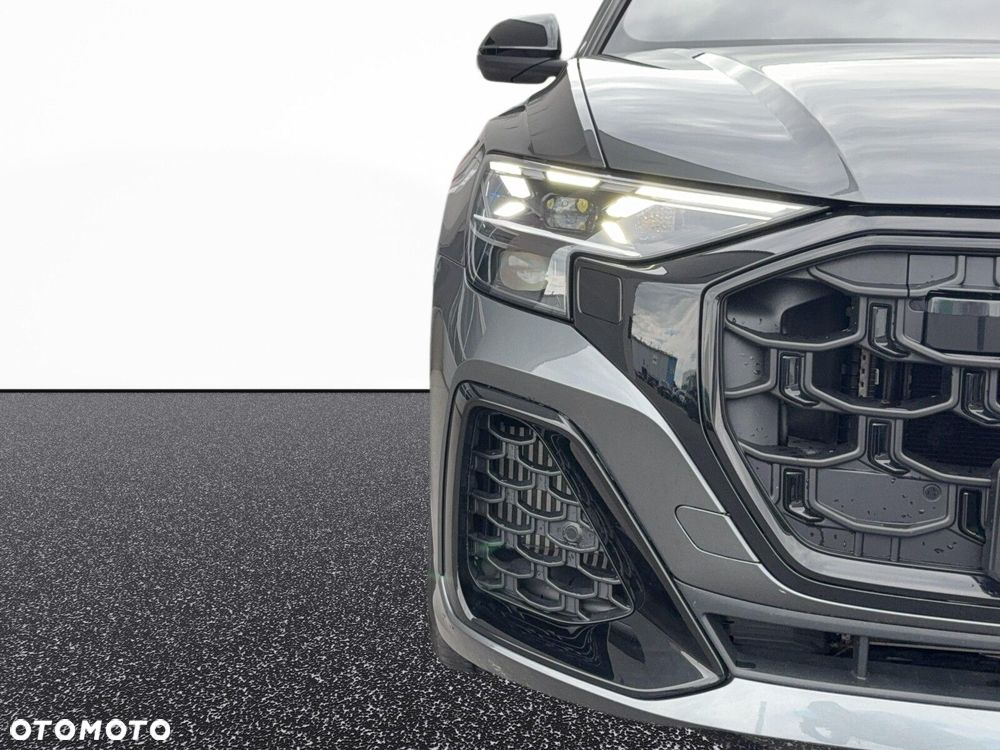 Audi Q8 - 11