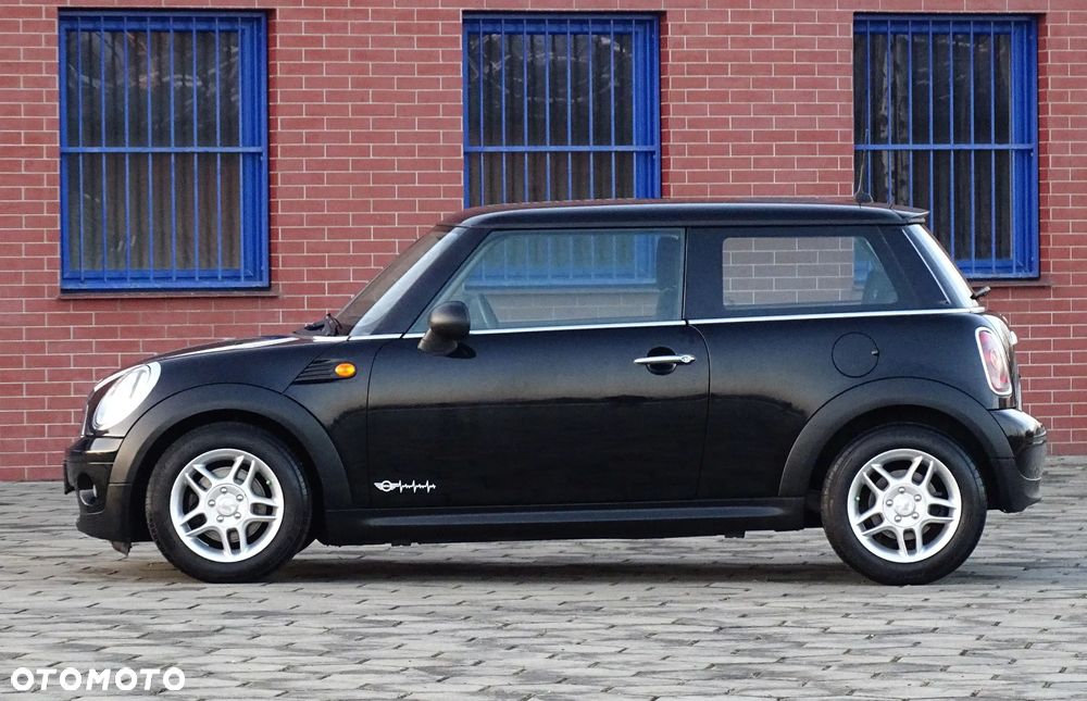 MINI ONE Standard - 4