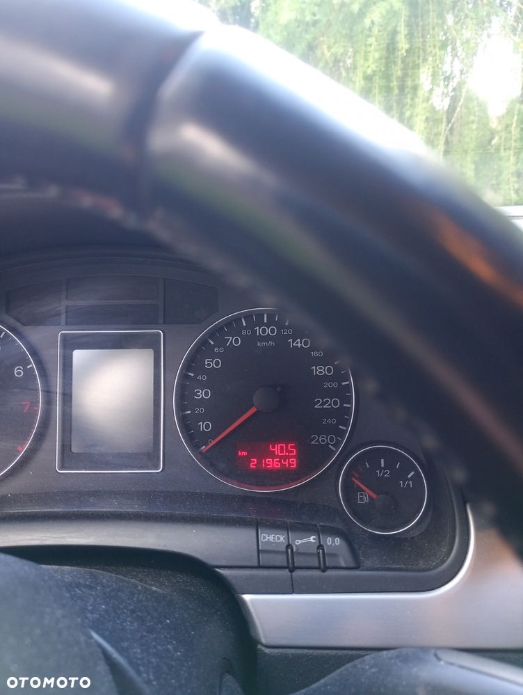 Audi A4 Avant 1.8 T - 4